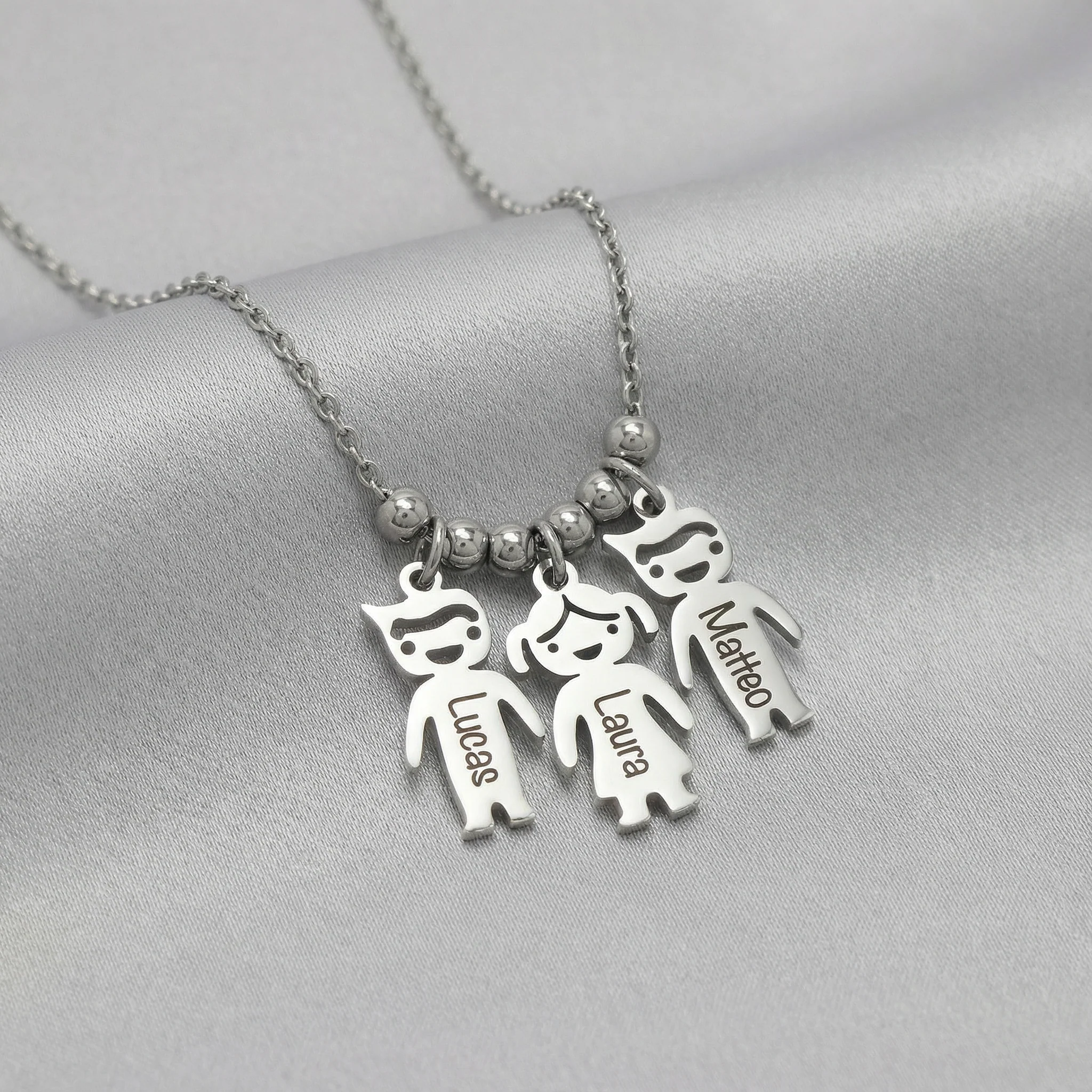 Necklace: Family Bond - Image 3